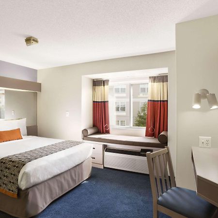 Microtel Inn By Wyndham Louisville East Esterno foto