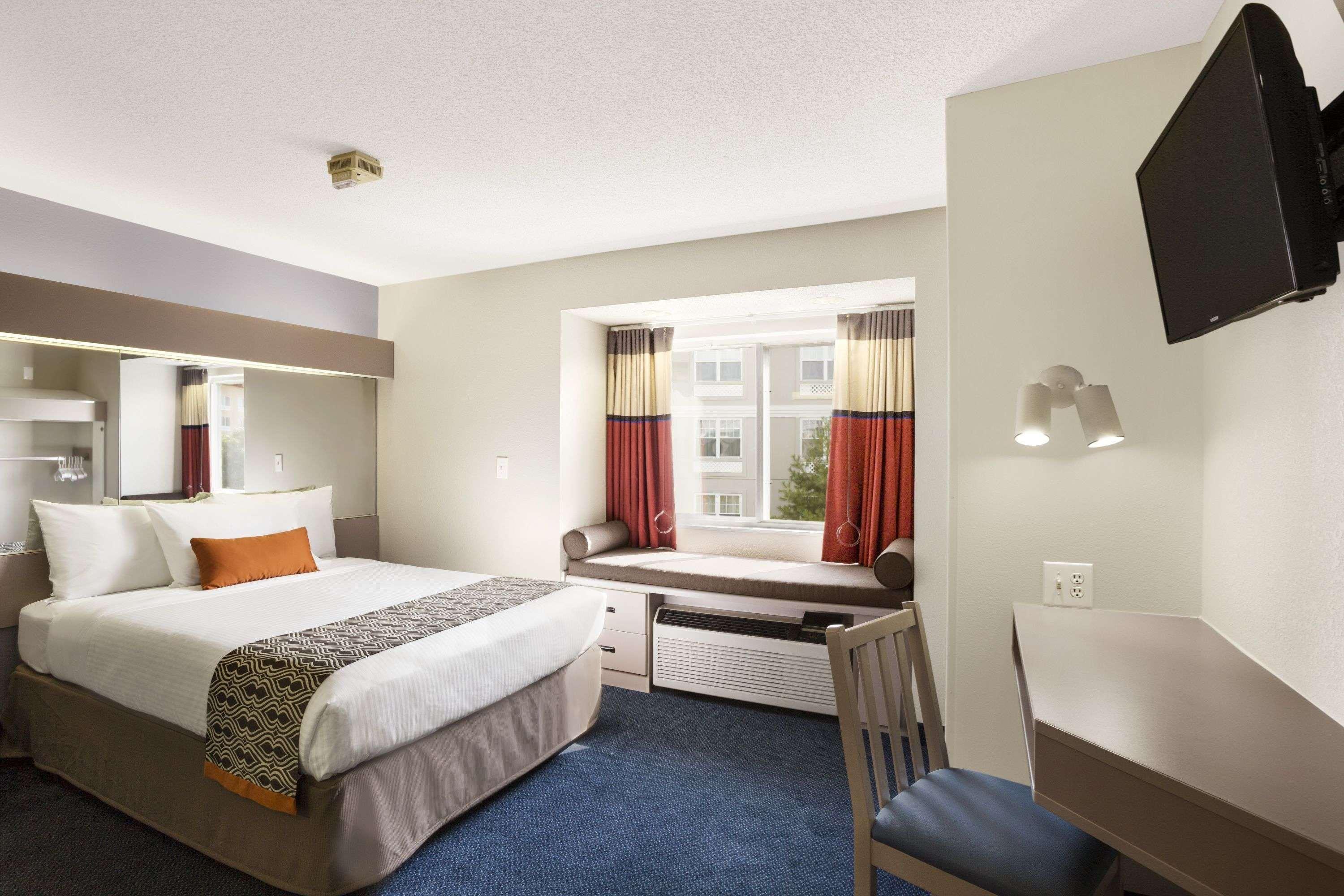 Microtel Inn By Wyndham Louisville East Esterno foto