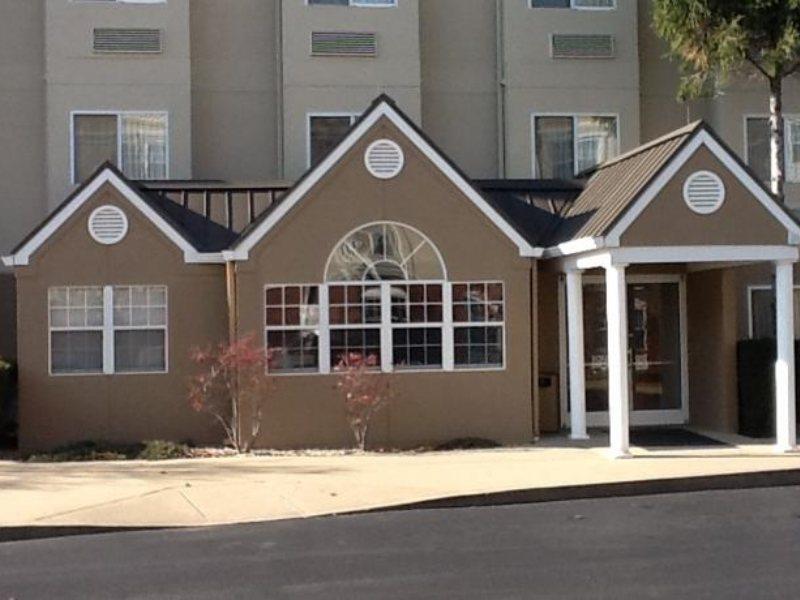 Microtel Inn By Wyndham Louisville East Esterno foto